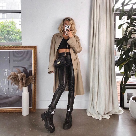 NEW 🖤 Black Lug Sole Platform Lace Up Boot - Picture 5 of 14